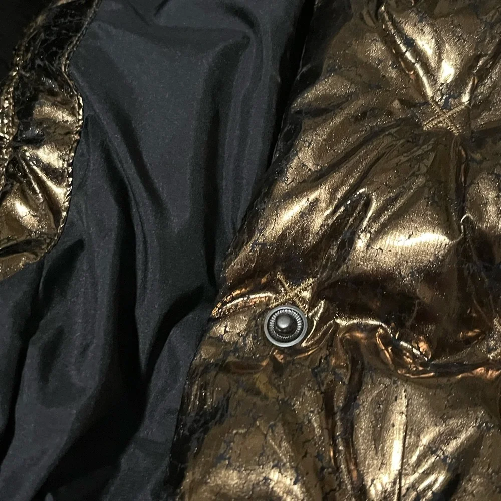 The North Face Hollidown Urban Explorer winter puffer vest women metallic copper - Picture 8 of 13